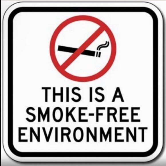 Minecraft Grass Block Square Wall Clock Gamer Home Decor 11 in Tan Green NEW - Picture 11 of 16